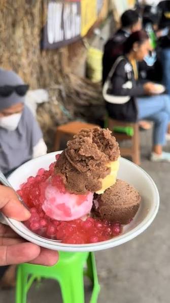 Es Puter Ngisor Ringin Semarang: Cuma Rp7K, Pantes Selalu Jadi Buruan!